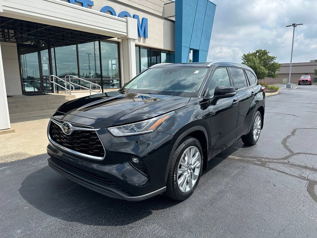 Used 2020 Toyota Highlander Limited AWD/4WD image 6