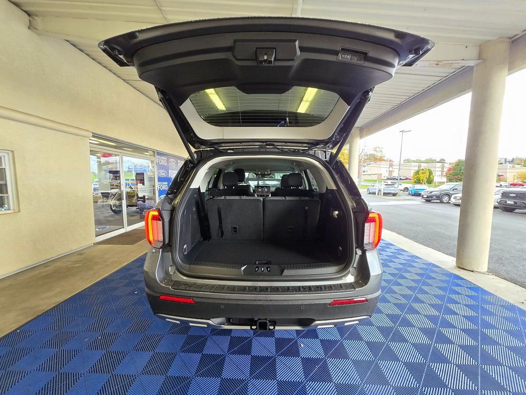 New 2026 Ford Explorer Active w/ Active Comfort Package image 7