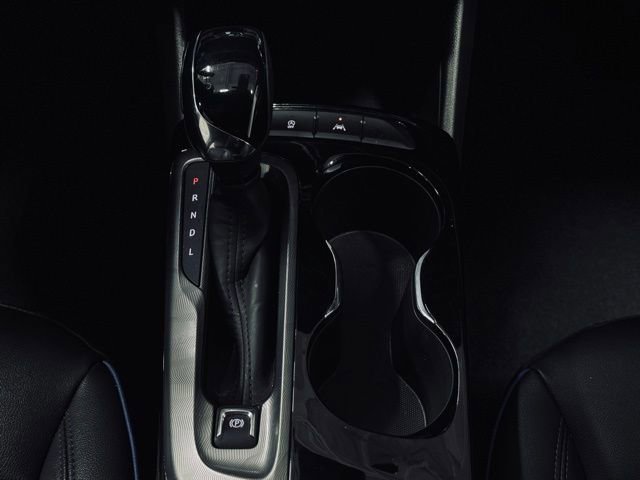 Used 2025 Buick Envista Sport Touring image 29