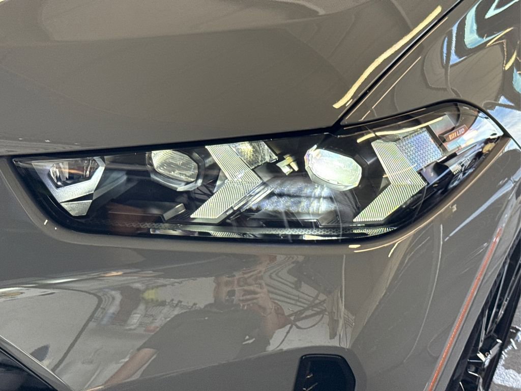 New 2026 BMW X6 M60i w/ Executive Package image 16