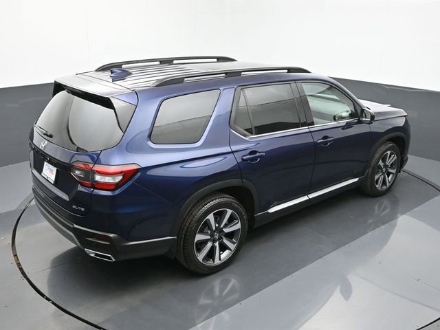 Used 2025 Honda Pilot Elite image 17
