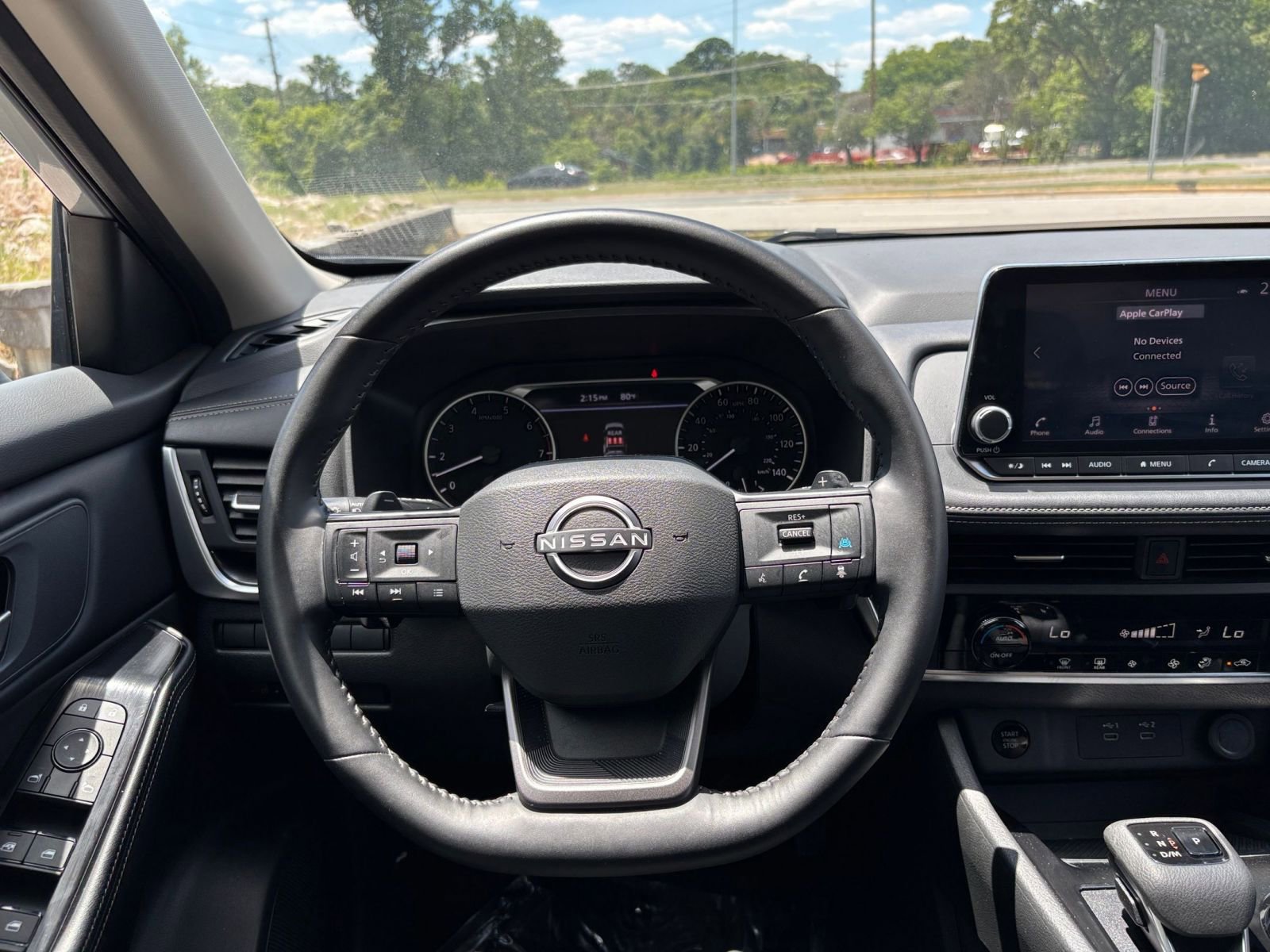 Used 2025 Nissan Rogue SV AWD/4WD image 31
