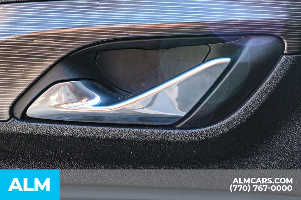 Used 2024 GMC Terrain SLE image 56