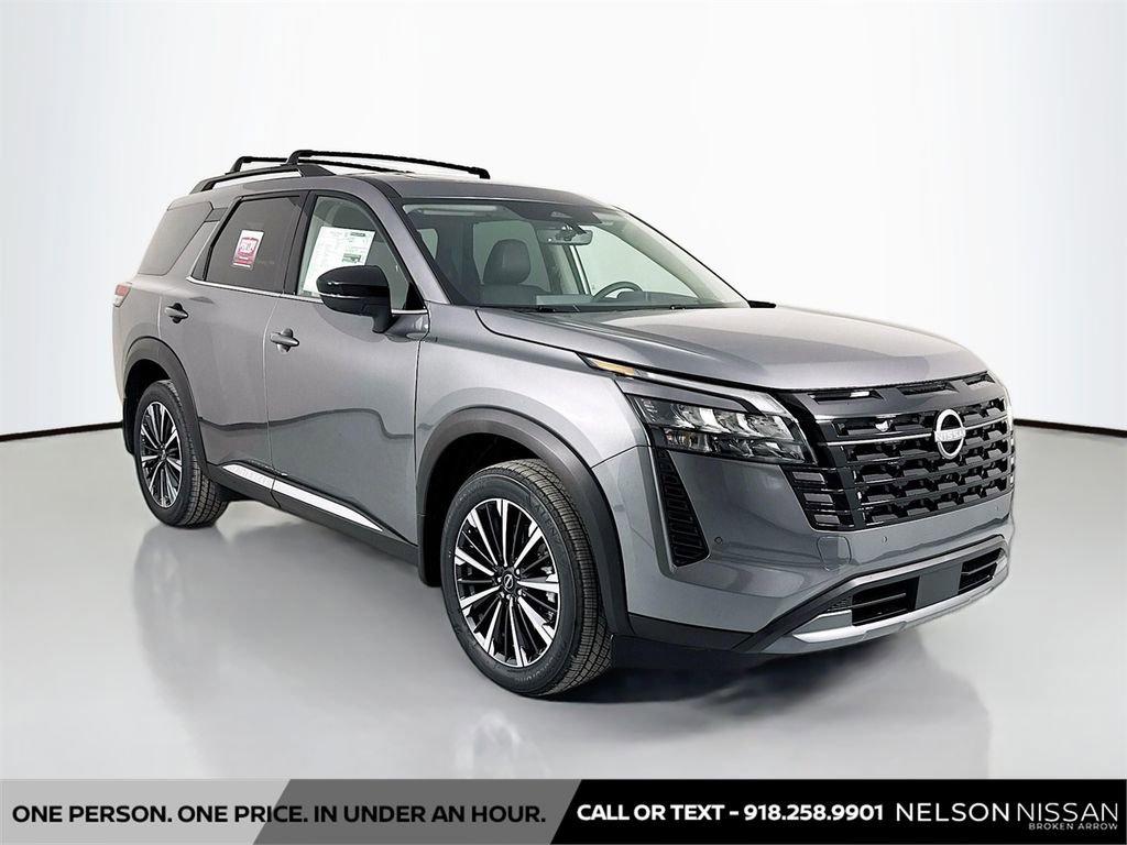 New 2026 Nissan Pathfinder Platinum image 3