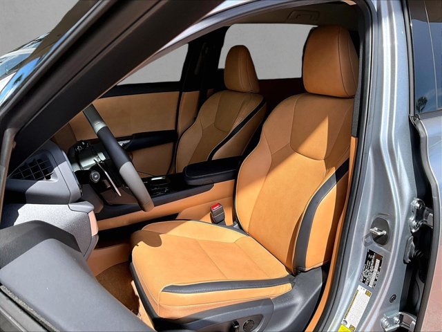 Used 2024 Lexus RZ 450e Premium w/ Accessory Package (Z1) AWD/4WD image 27