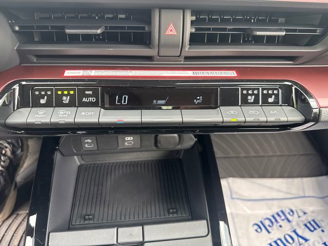 New 2025 Toyota Prius Plug-In Hybrid w/ Limited Premium Package image 32