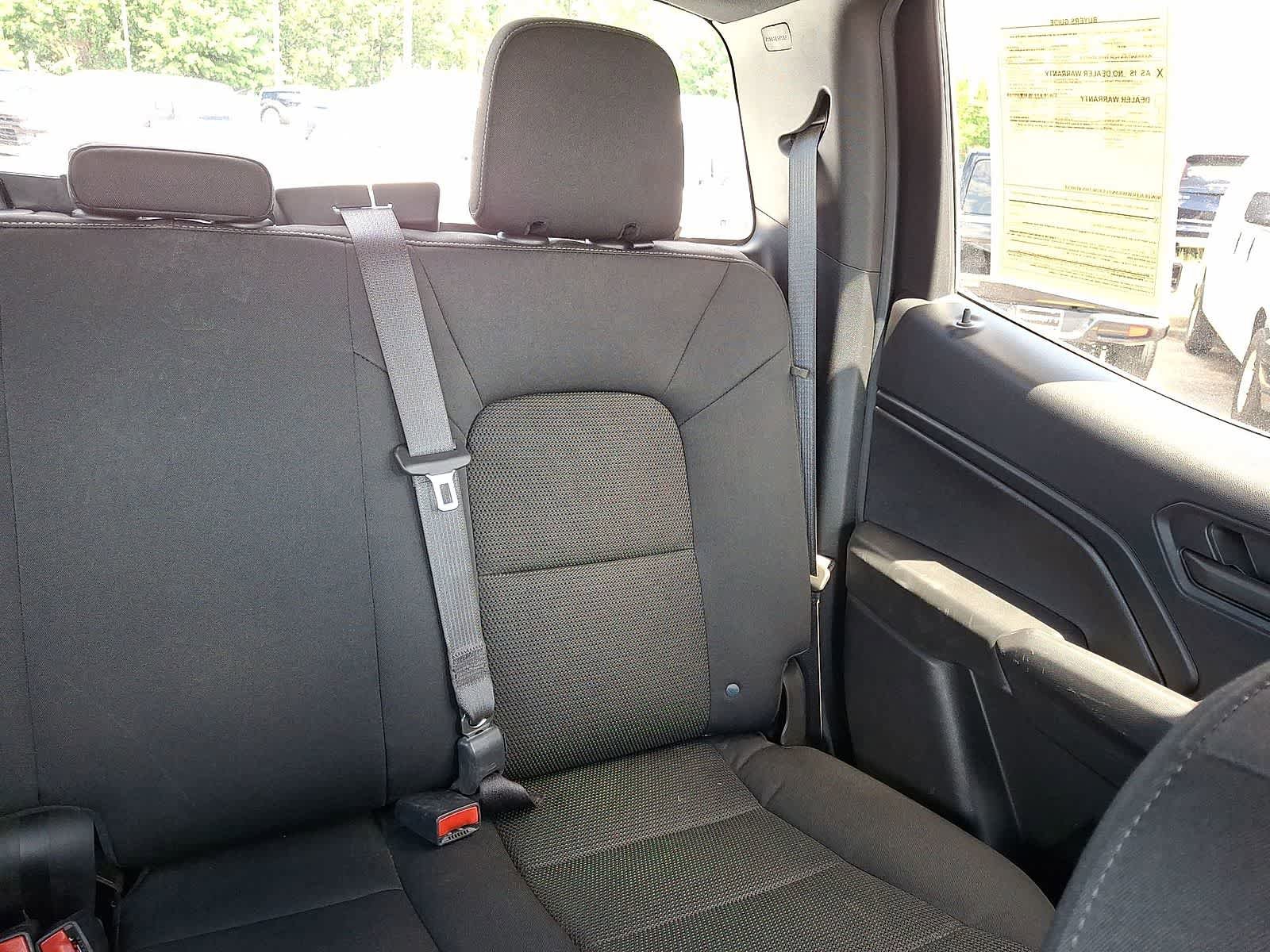 Used 2024 Chevrolet Colorado W/T RWD image 15