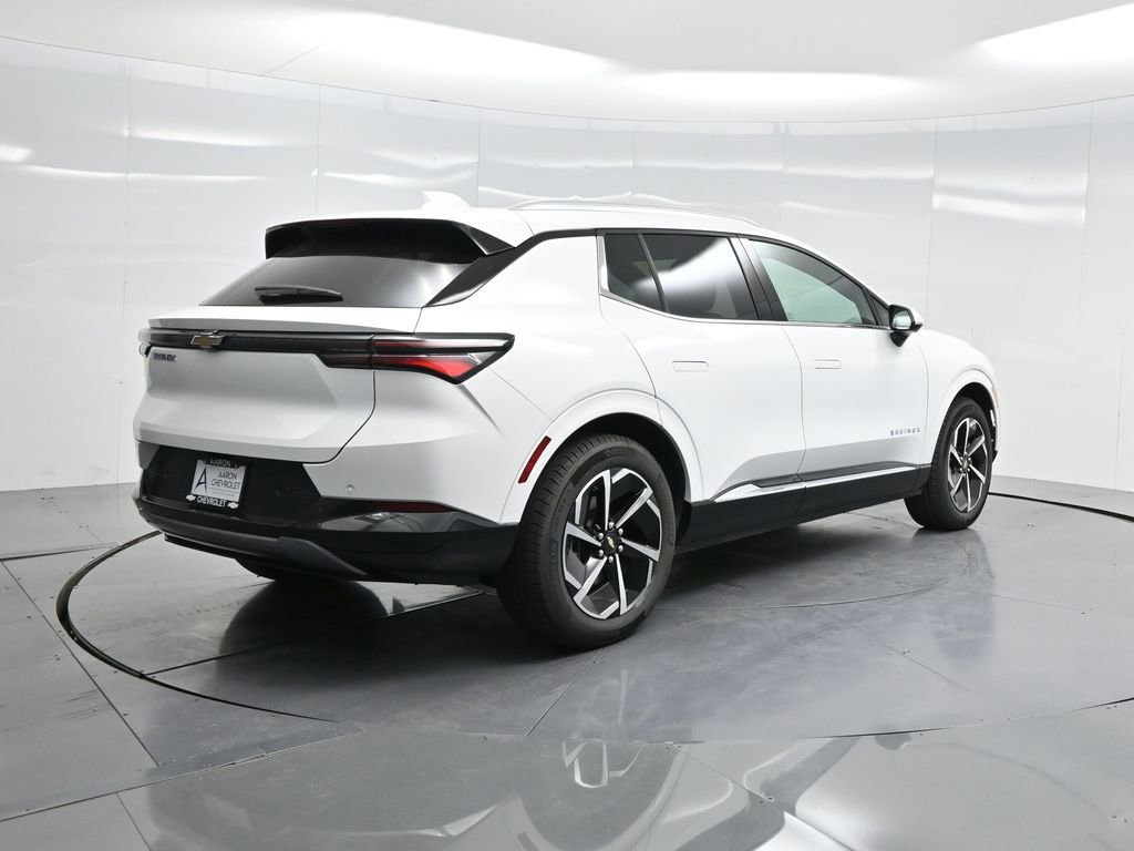 Used 2025 Chevrolet Equinox EV LT w/ Convenience Package image 39