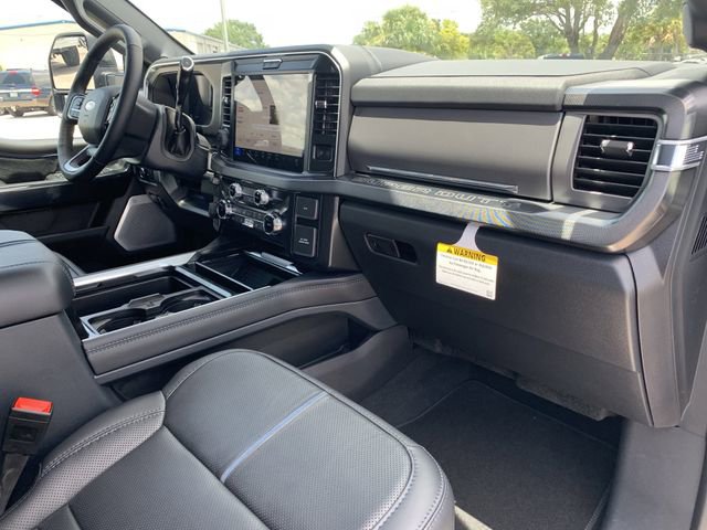 New 2025 Ford F350 Platinum w/ FX4 Off-Road Package image 13