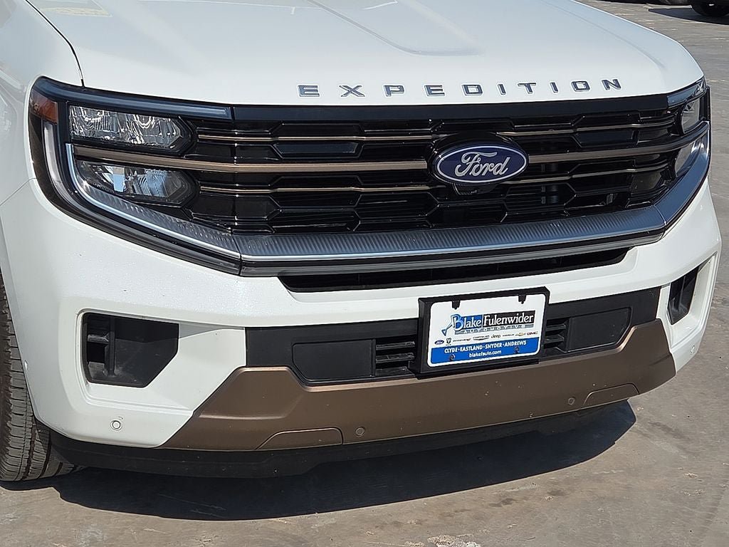 Used 2025 Ford Expedition Max King Ranch AWD/4WD image 9