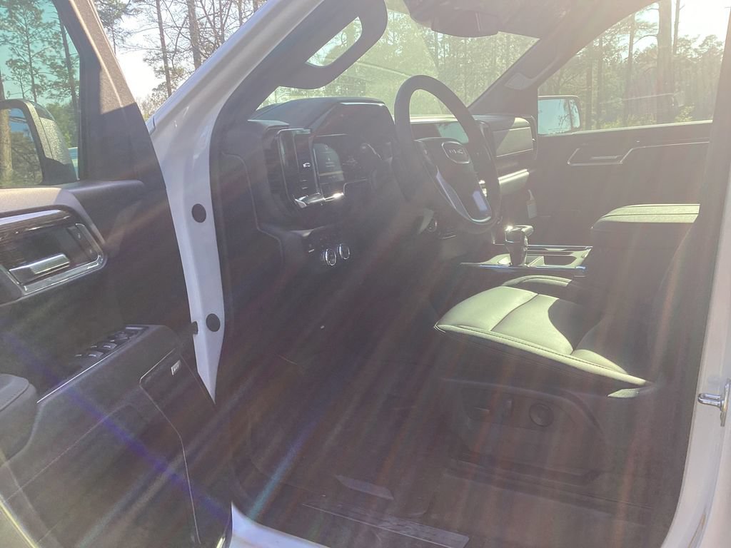 New 2026 GMC Sierra 1500 Elevation w/ Elevation Premium Package AWD/4WD image 12