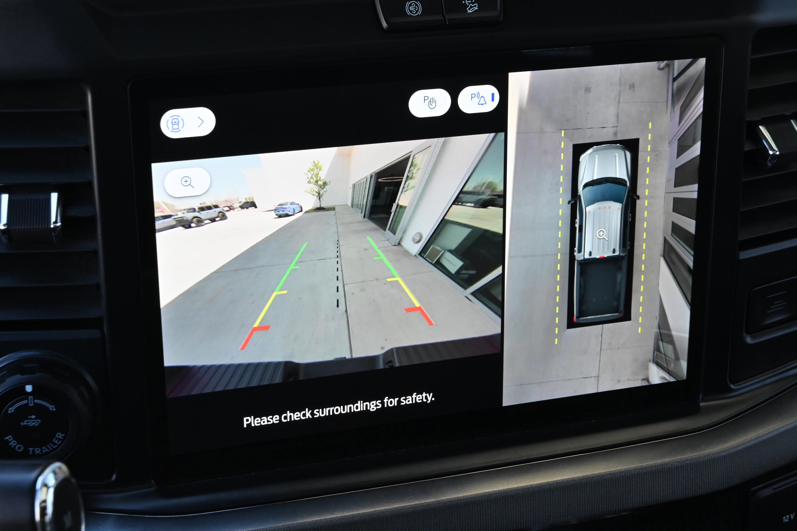 Used 2025 Ford F250 Platinum image 22