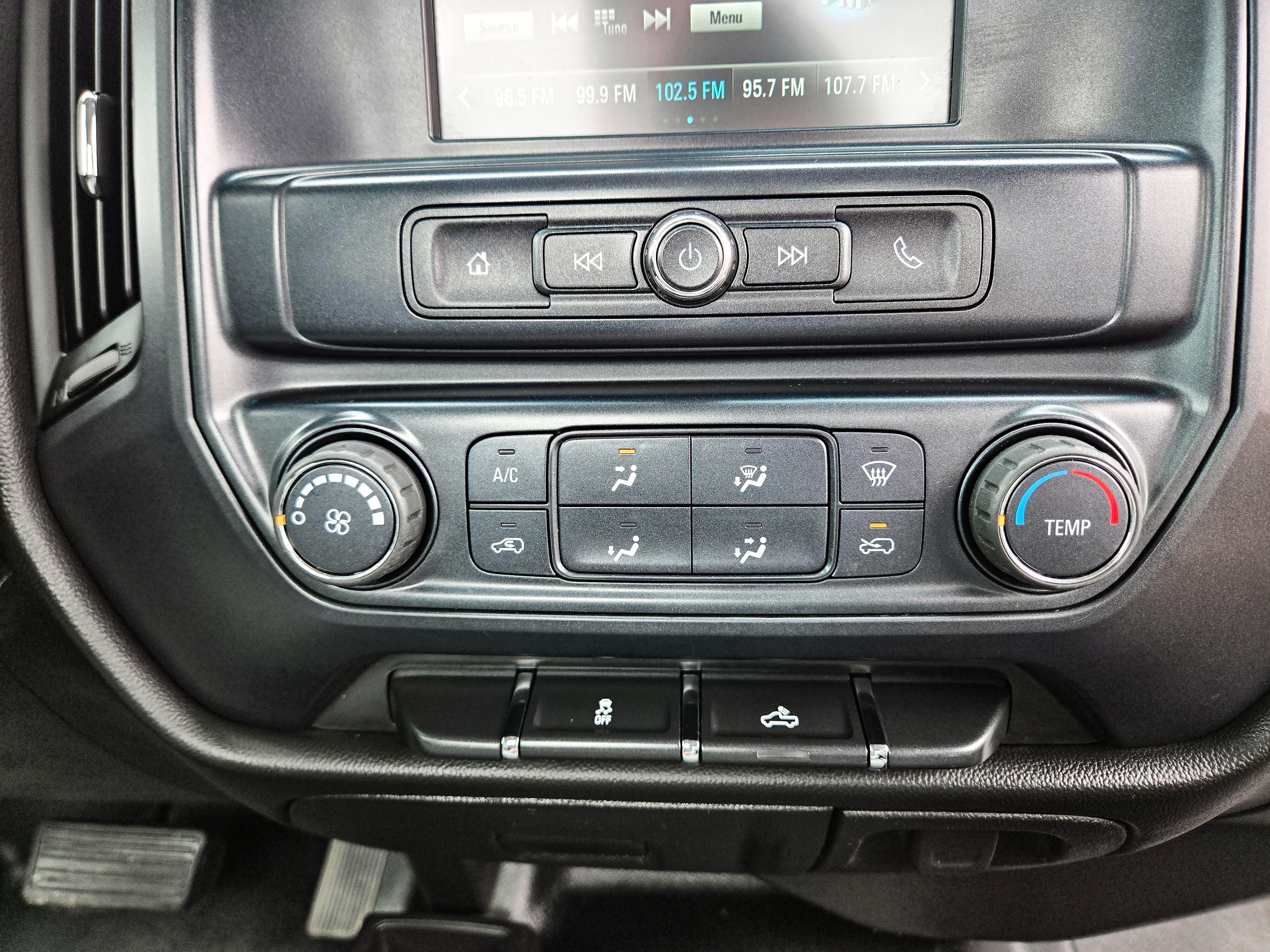 Used 2018 GMC Sierra 1500 4x4 Regular Cab image 18