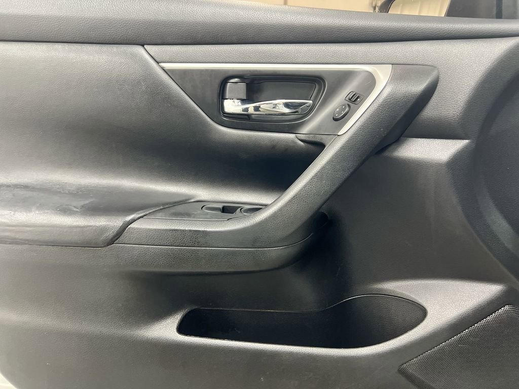 Used 2018 Nissan Altima 2.5 S w/ S Convenience Package image 20