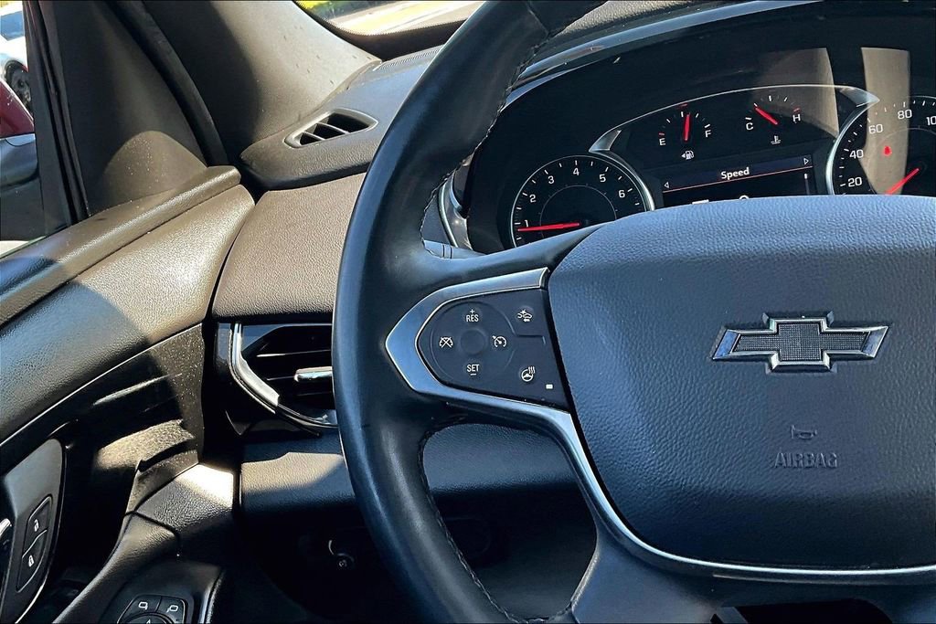 Used 2023 Chevrolet Traverse RS AWD/4WD image 11