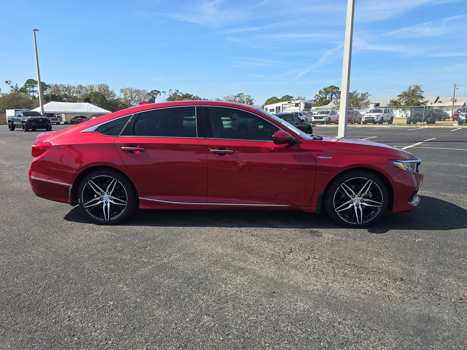 Used 2022 Honda Accord Touring image 3