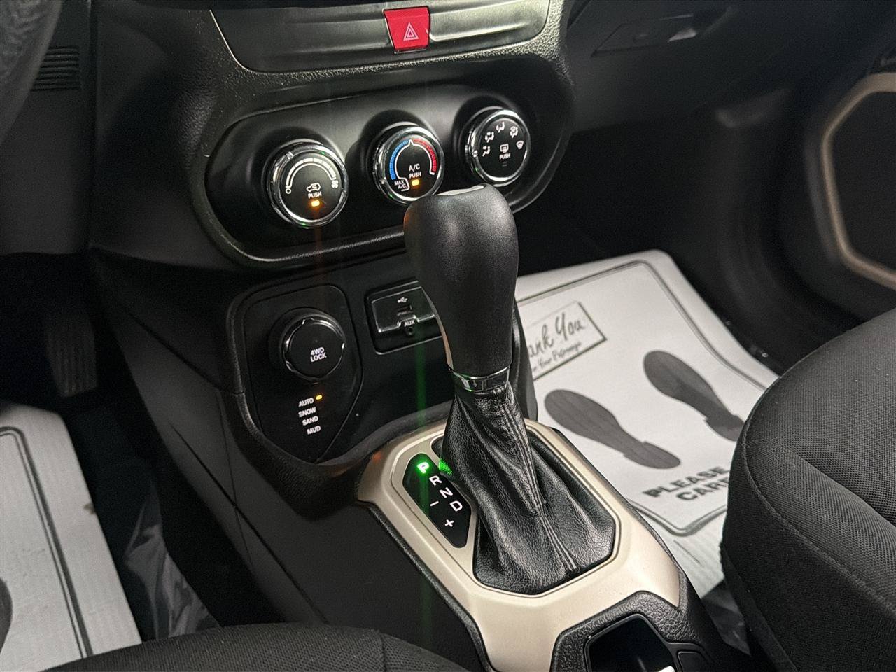 Used 2017 Jeep Renegade Sport w/ Power & Air Group AWD/4WD image 17