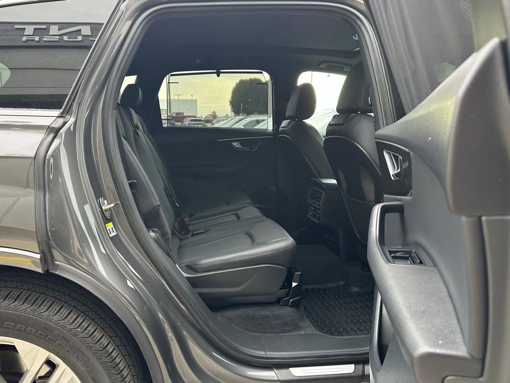 Used 2021 Audi Q7 2.0T Premium Plus w/ Executive Package image 26