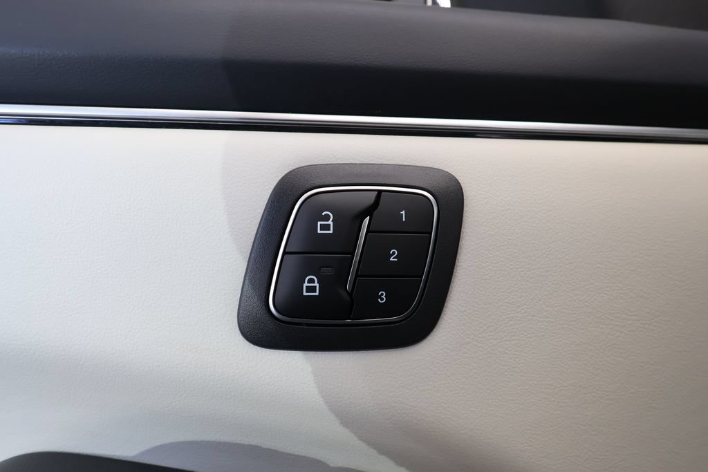 Used 2024 Ford Mustang Mach-E Premium RWD image 18