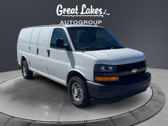 Used 2018 Chevrolet Express 2500 RWD image 7
