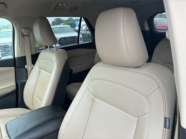 Used 2020 Ford Explorer XLT w/ Equipment Group 202A AWD/4WD image 6