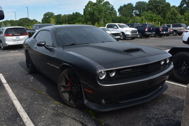 Used 2021 Dodge Challenger R/T Scat Pack w/ T/A Package RWD image 2
