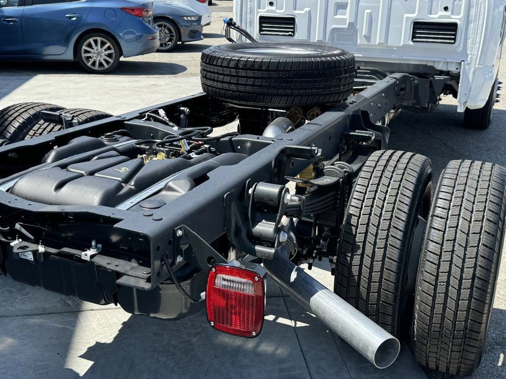New 2024 Ford F350 XL AWD/4WD image 8