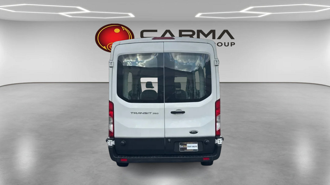 Used 2017 Ford Transit 350 XL image 4