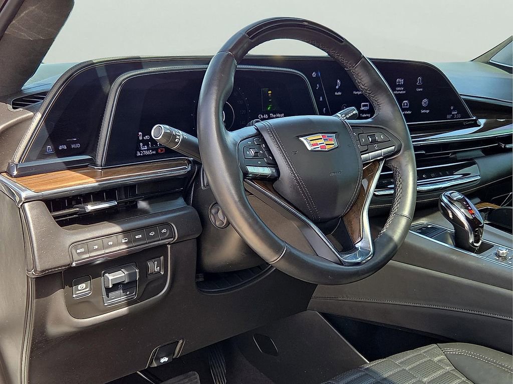 Used 2024 Cadillac Escalade Sport Platinum w/ LPO, ONYX Package AWD/4WD image 15