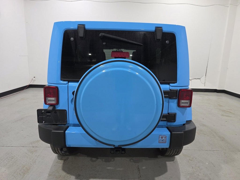 Used 2017 Jeep Wrangler Unlimited Sahara w/ Max Tow Package image 3