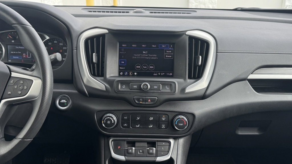 Used 2024 GMC Terrain SLE w/ LPO, Floor Liner Package image 13