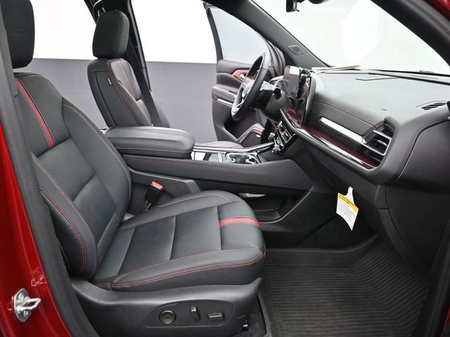 Used 2024 Chevrolet Traverse RS w/ LPO, Floor Liner Package AWD/4WD image 25