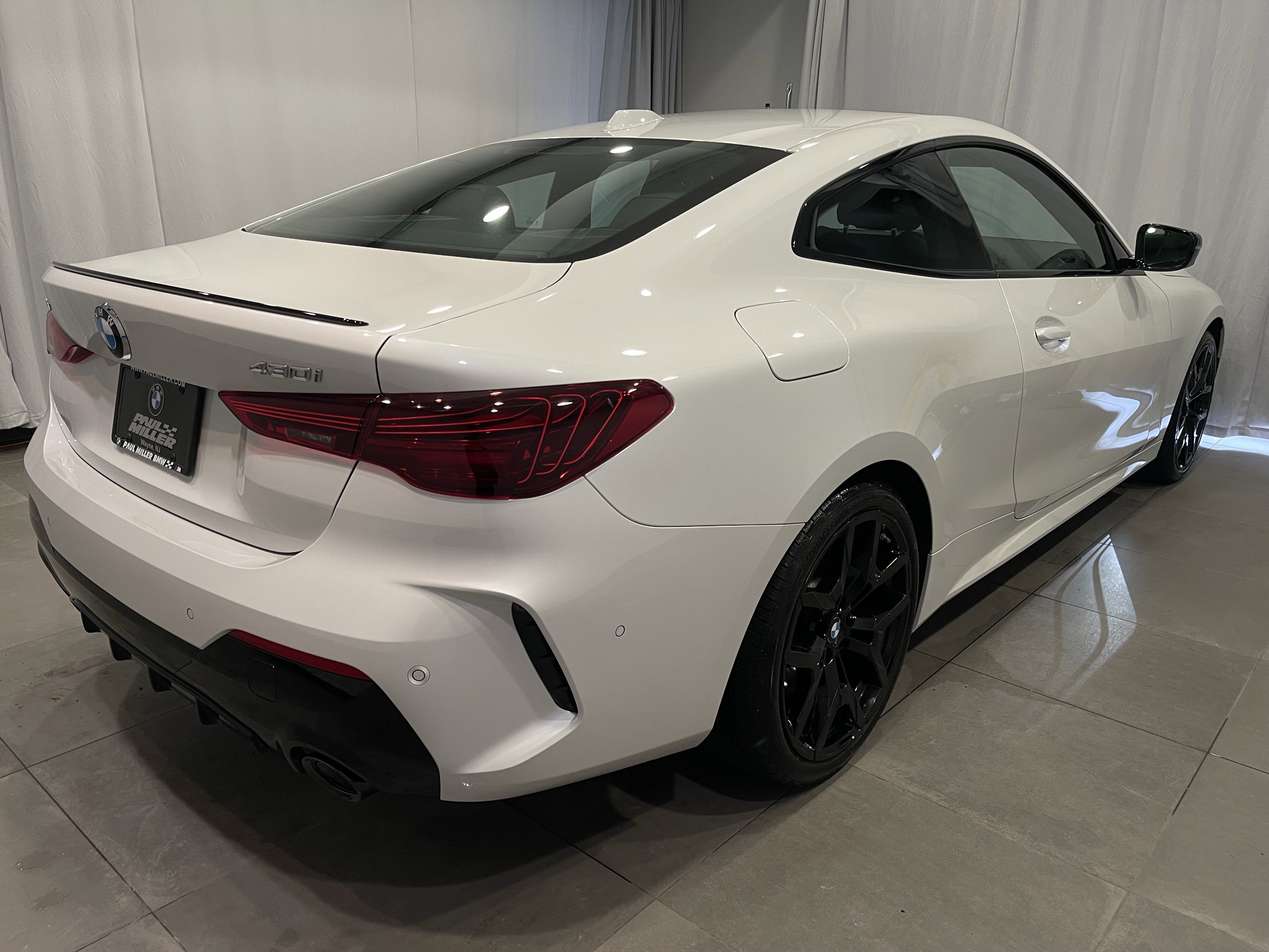 Used 2025 BMW 430i xDrive Coupe w/ M Sport Package image 6