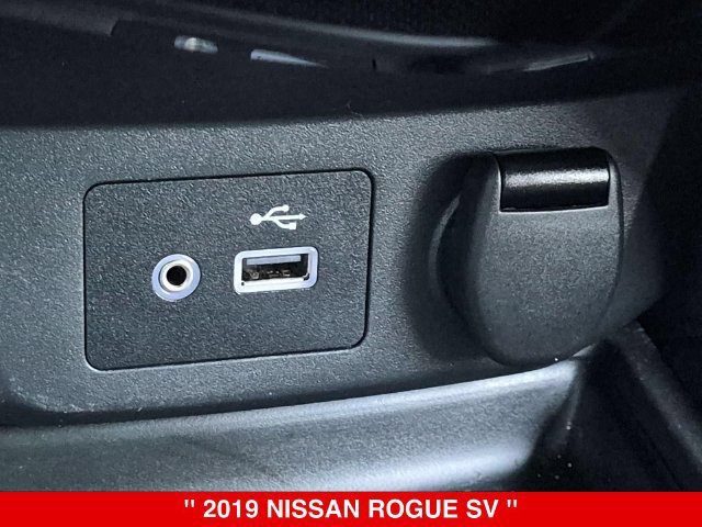 Used 2019 Nissan Rogue SV AWD/4WD image 25