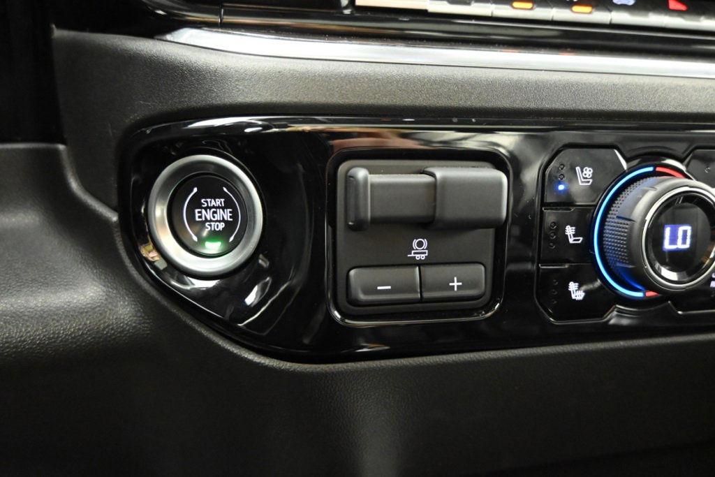 Used 2022 Chevrolet Silverado 1500 LTZ w/ Technology Package image 37