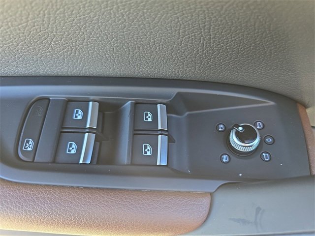 Used 2018 Audi Q5 2.0T Premium Plus w/ Premium Plus Package image 31