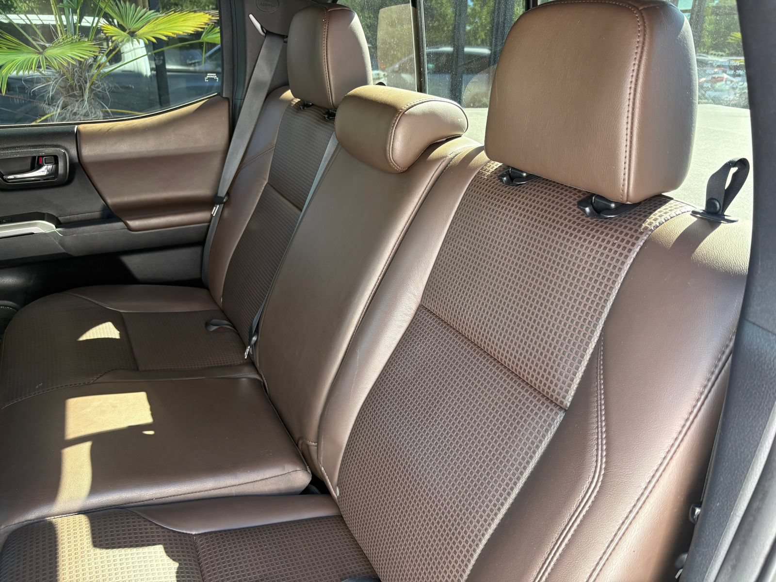 Used 2019 Toyota Tacoma Limited AWD/4WD image 20