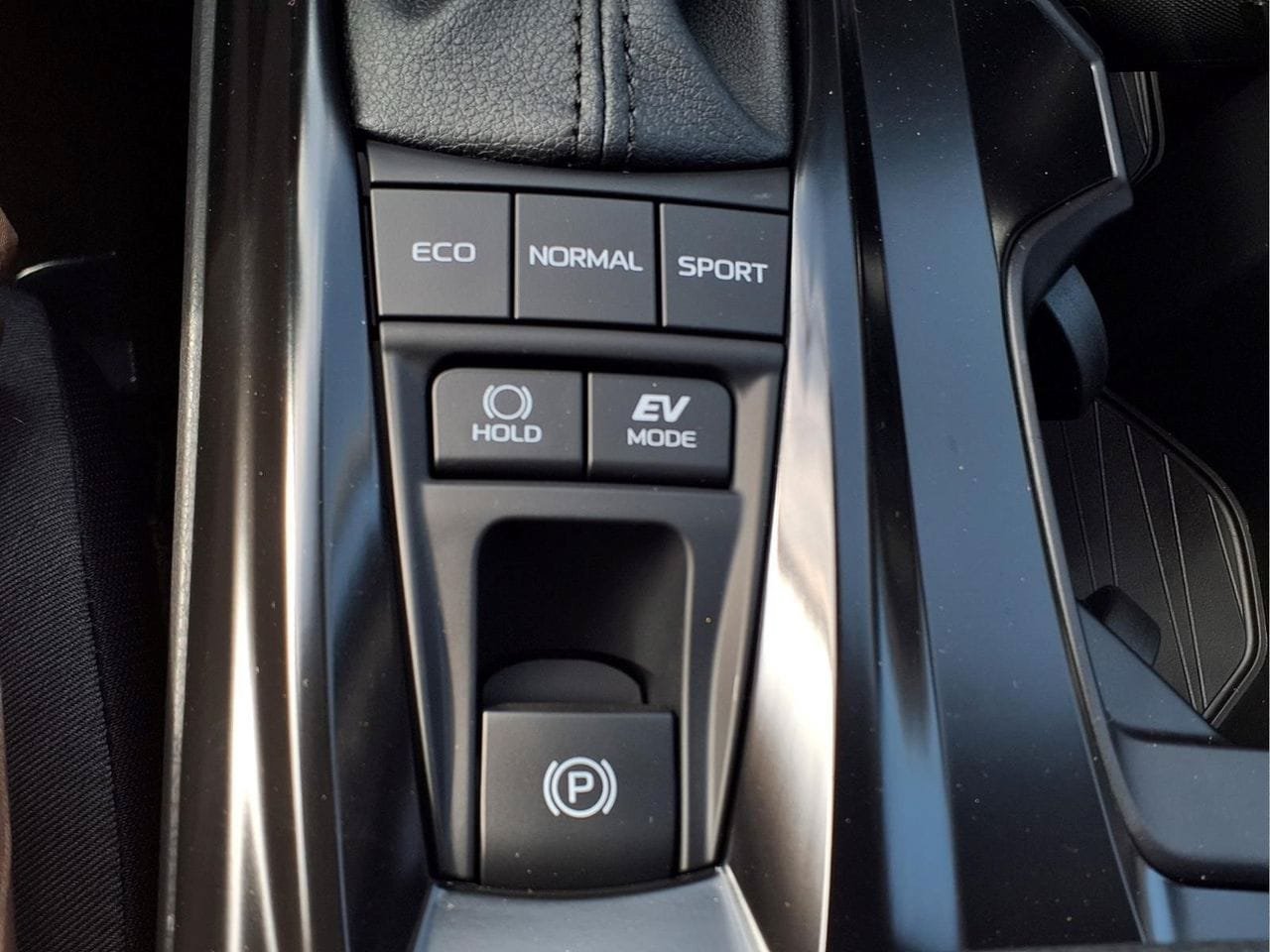Used 2026 Toyota Camry LE FWD image 18