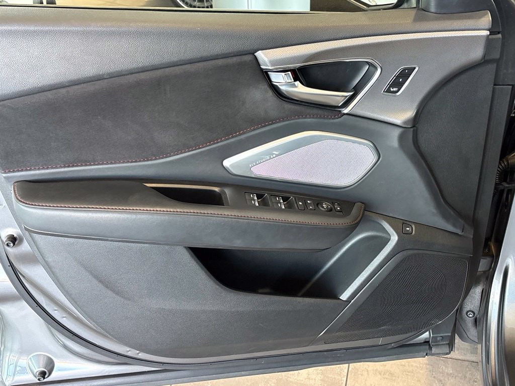 Used 2023 Acura RDX w/ Advance Package FWD image 13