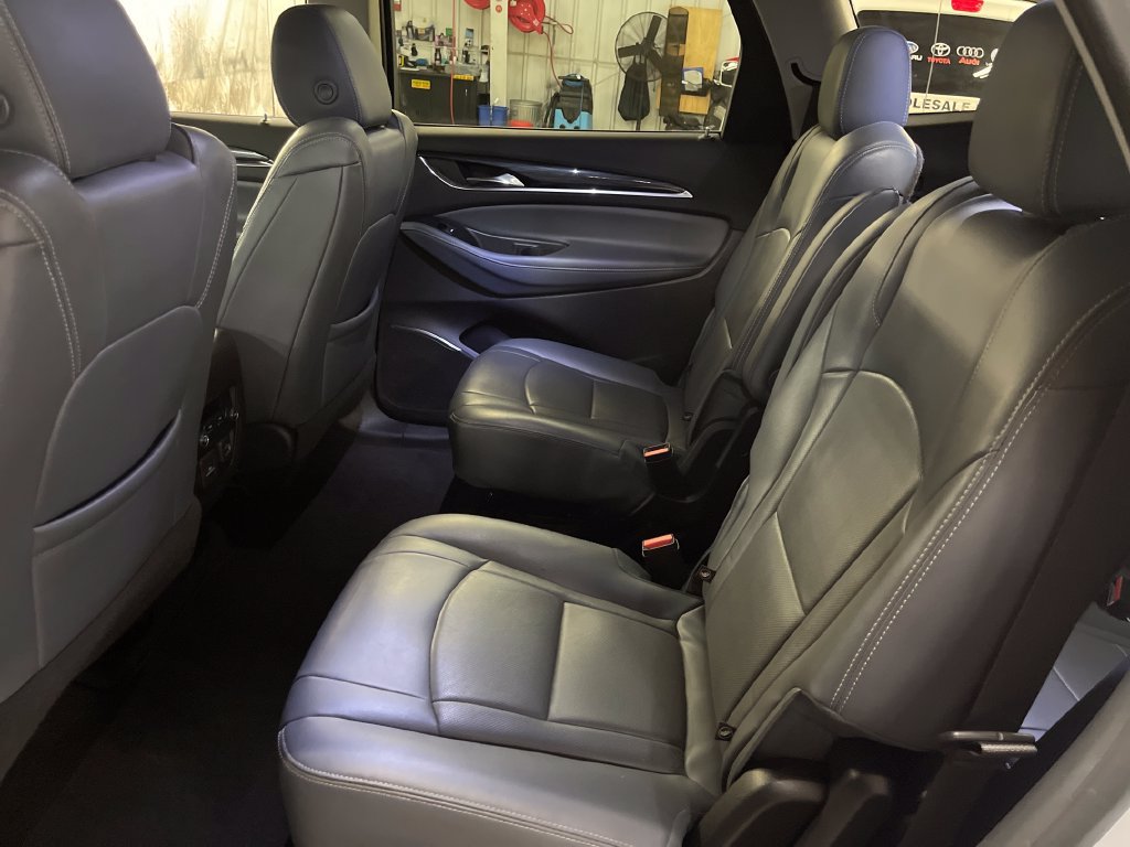 Used 2021 Buick Enclave Essence w/ Sound and Sites Package AWD/4WD image 26