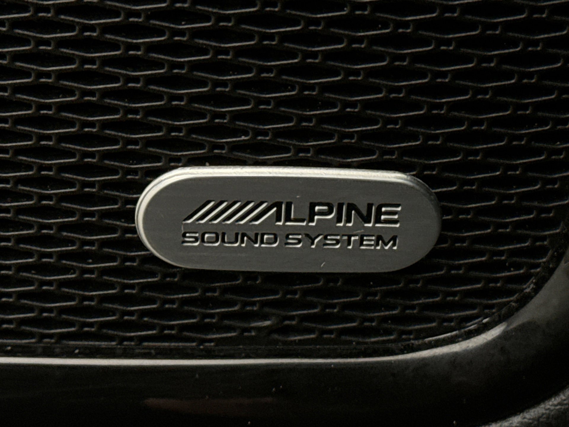 Used 2023 Jeep Compass Trailhawk w/ Sun and Sound Group image 16