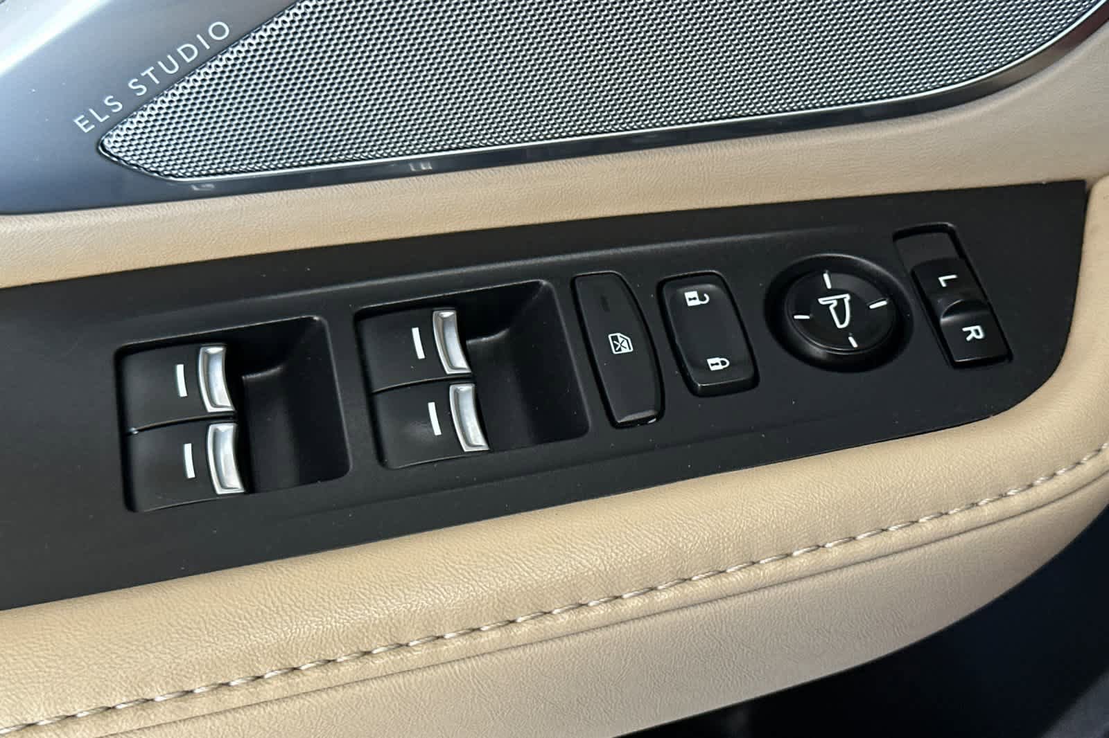 Used 2019 Acura RDX FWD w/ Technology Package image 13