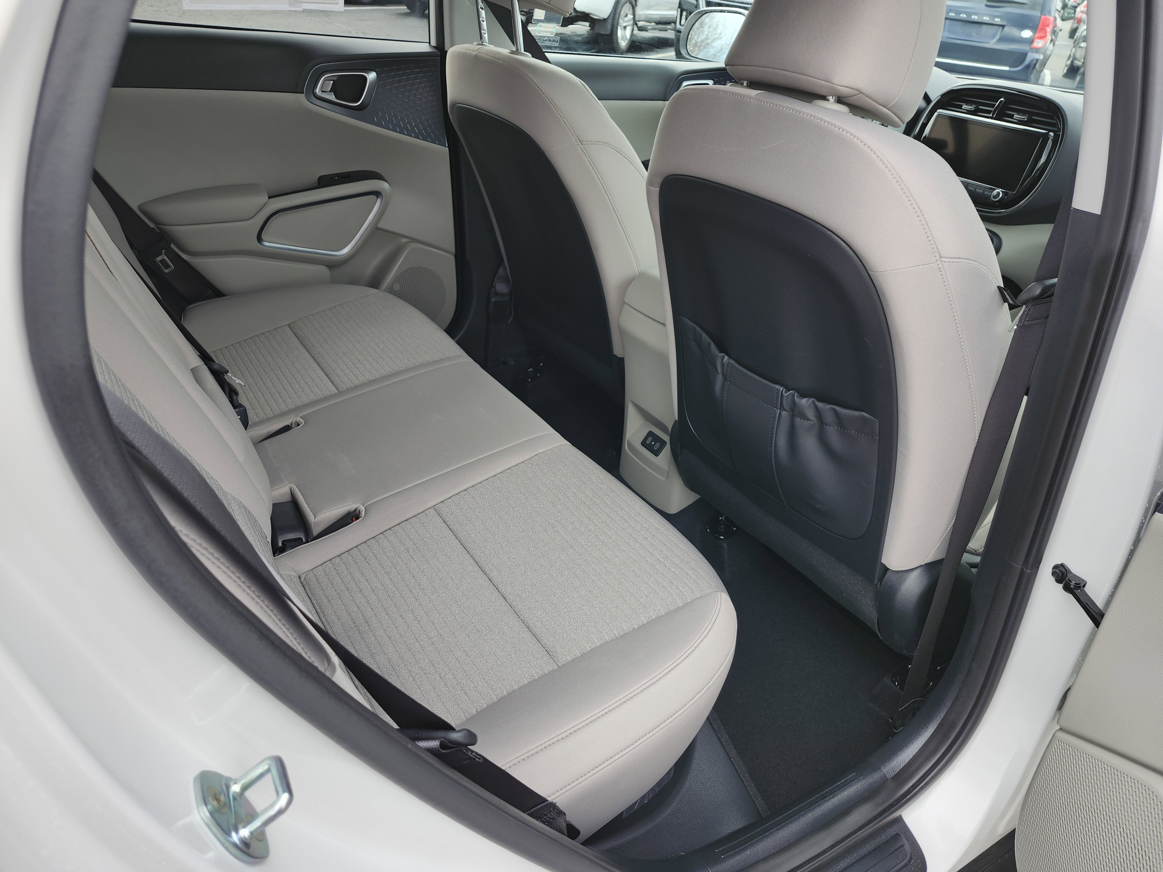 Used 2023 Kia Soul EX image 22