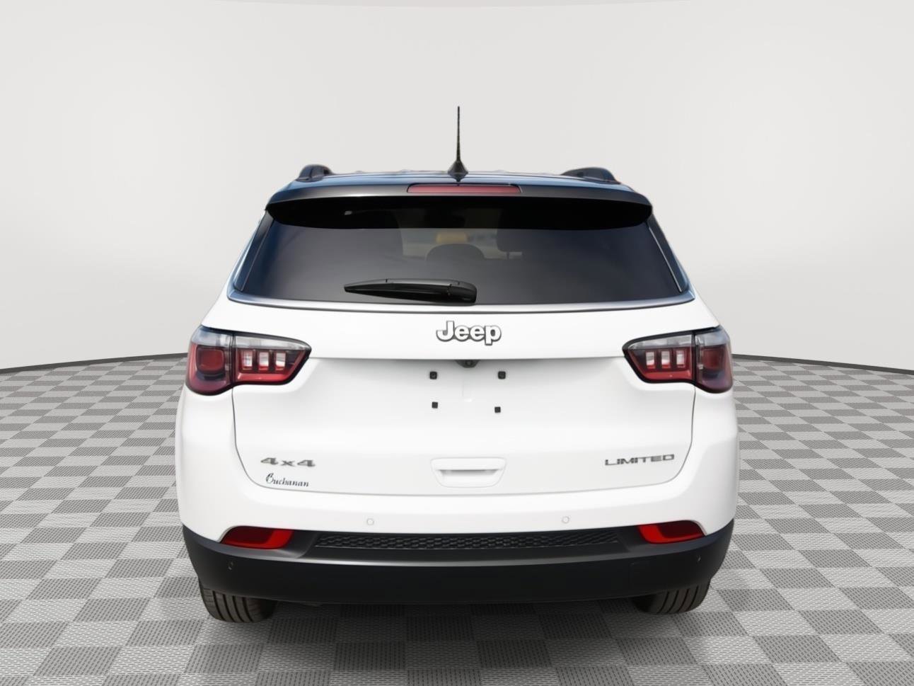 Used 2025 Jeep Compass Limited AWD/4WD image 6