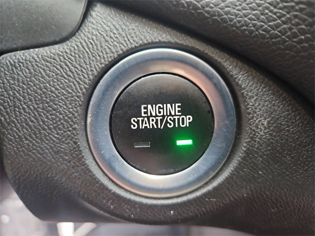 Used 2020 Chevrolet Equinox LT image 17