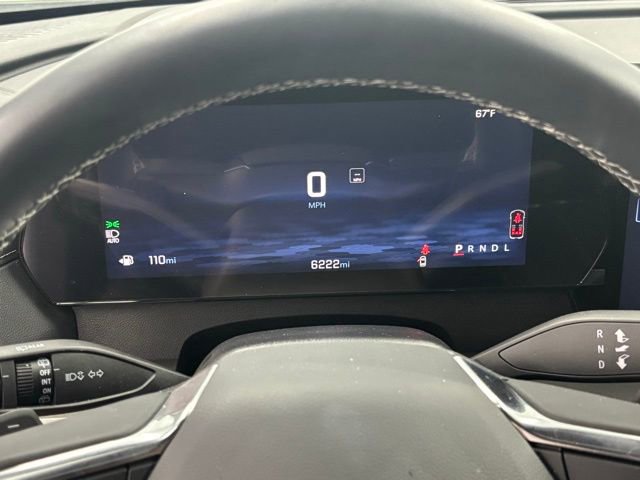 Used 2025 Chevrolet Traverse LT w/ Driver Confidence Package image 25