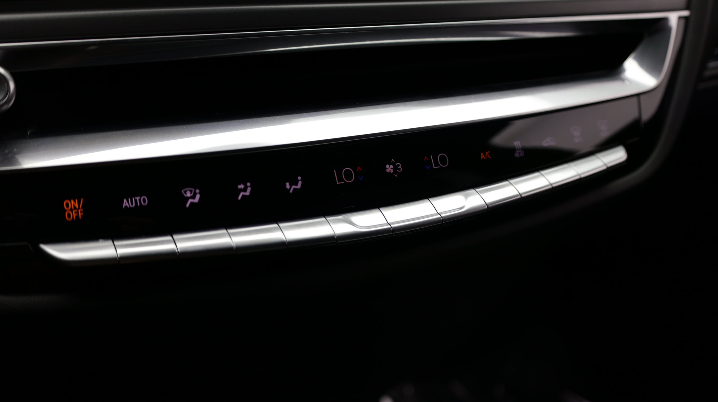 Used 2024 Cadillac Lyriq Tech RWD image 22