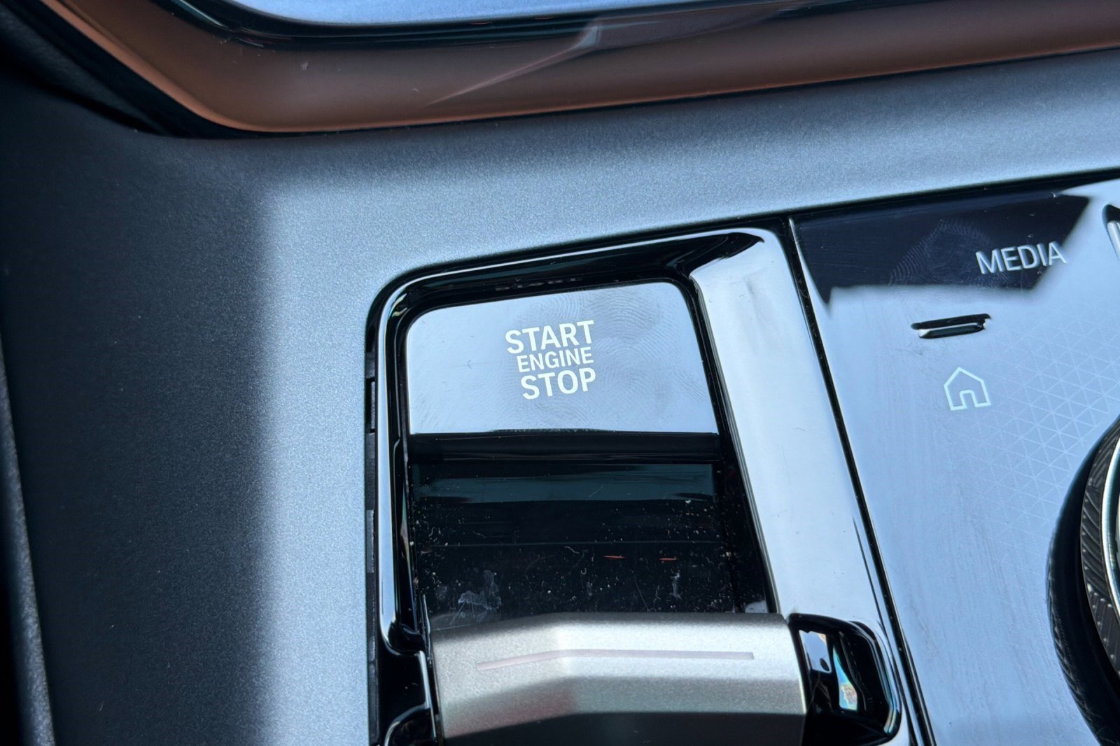 Used 2025 BMW X3 xDrive30i w/ Premium Package image 28