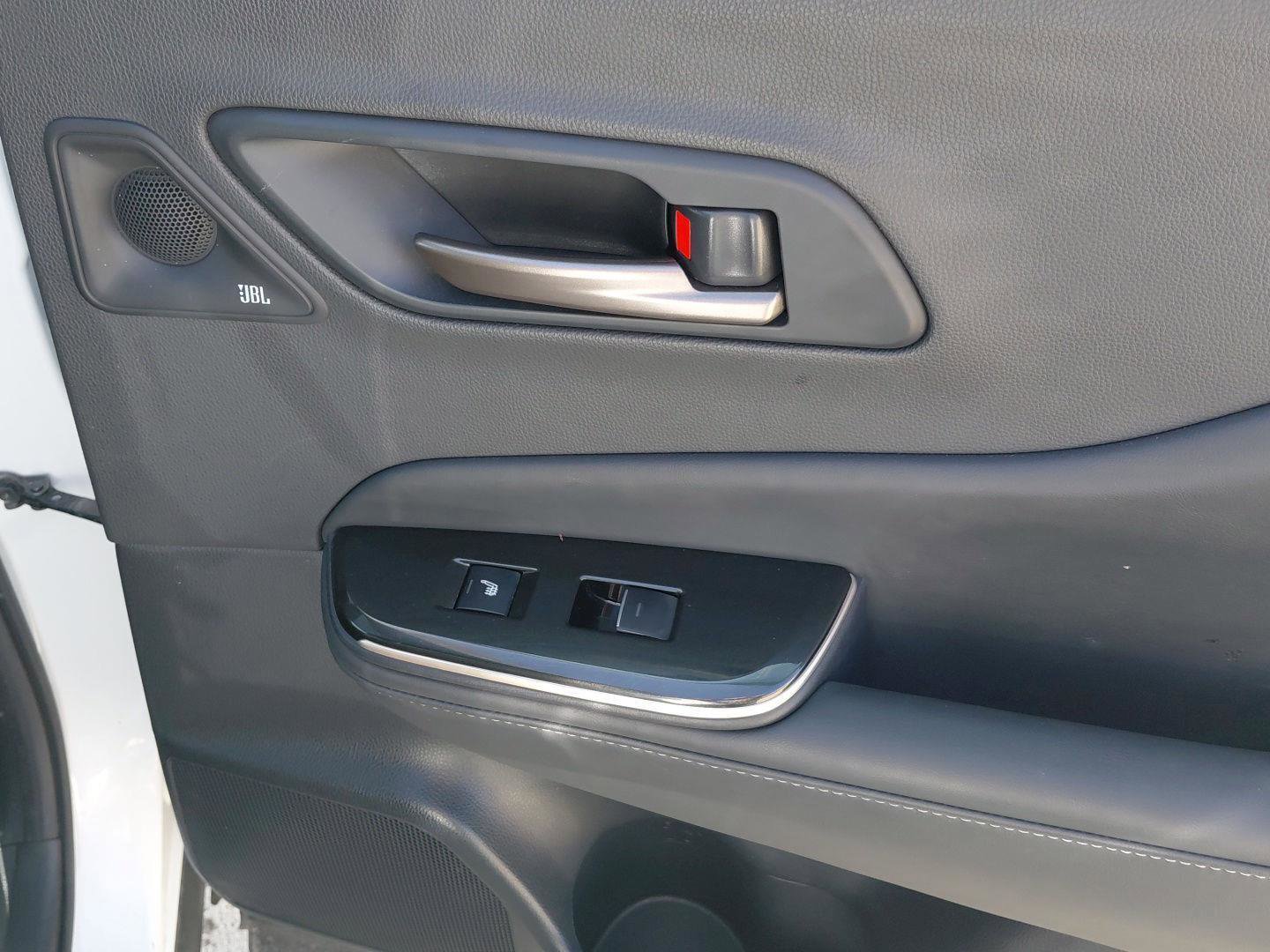 Used 2024 Toyota Crown Limited image 17