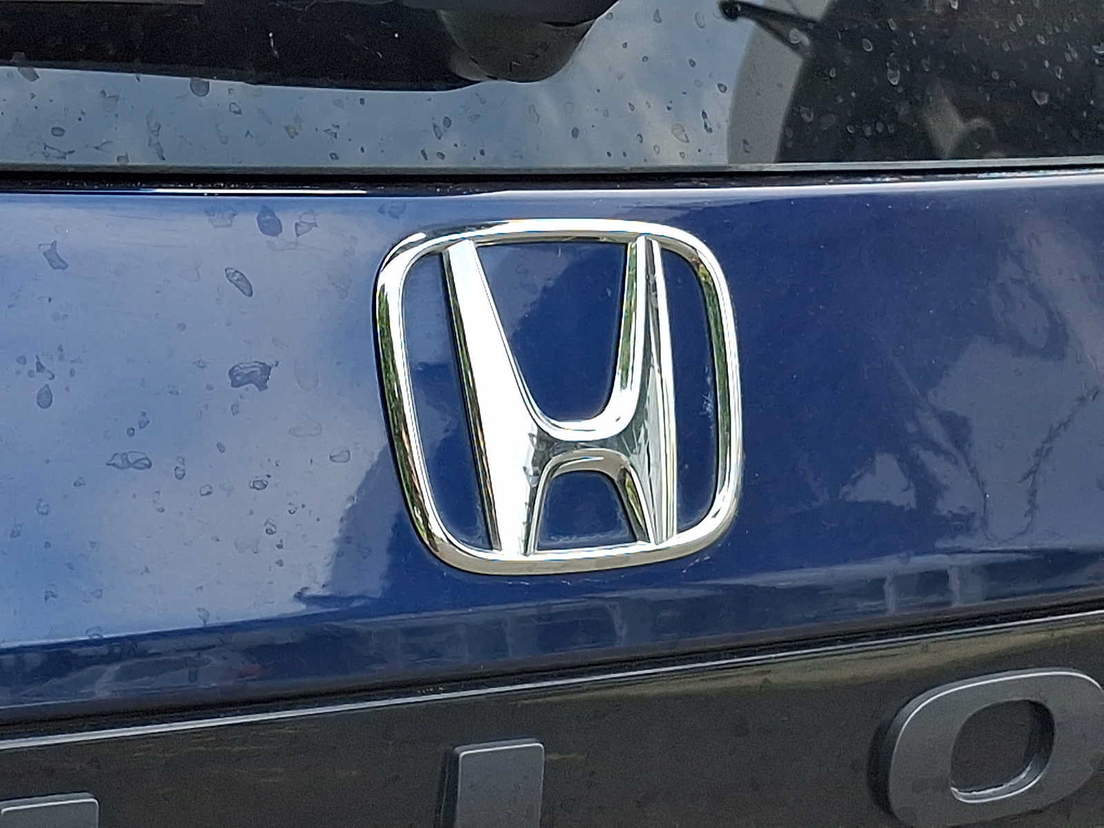 Used 2025 Honda Pilot Sport image 28